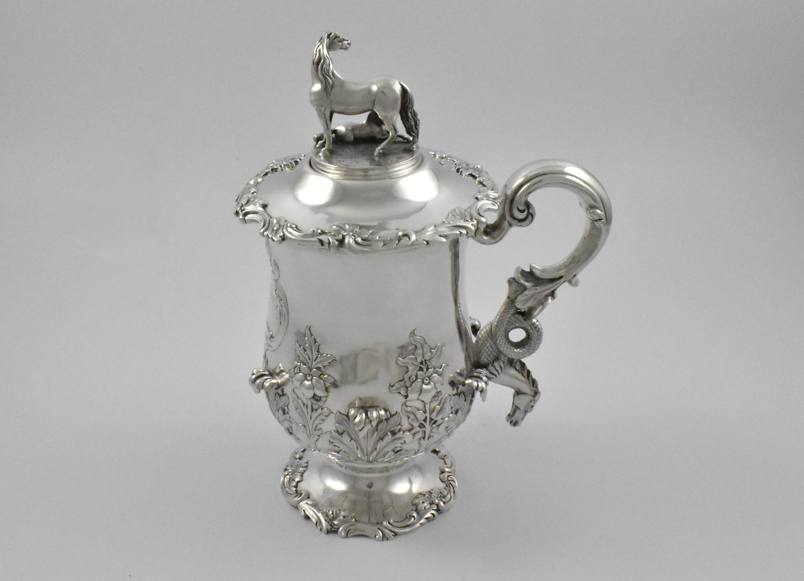Mid-19th century Indian Colonial silver presentation cup and cover by Hamilton & Co. Inscribed “The 46th Mug Won by Capt F J Davies Arab Eclipse. - Image 6