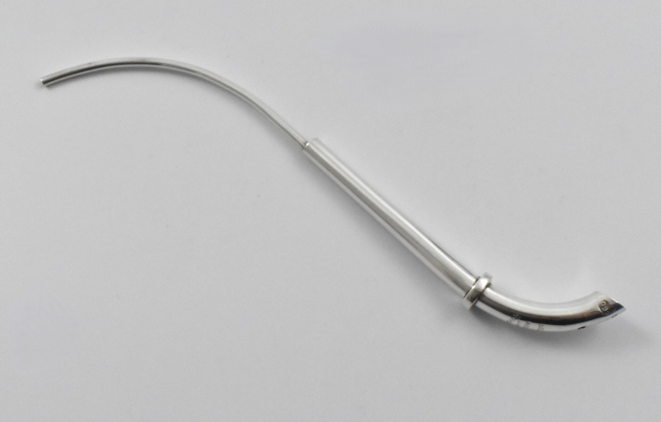 Victorian silver respiratory tube in case marked for London 1877, engraved SANDERMAN’S PATENT FARROW & JACKSON’ by George Fisher. - Image 2