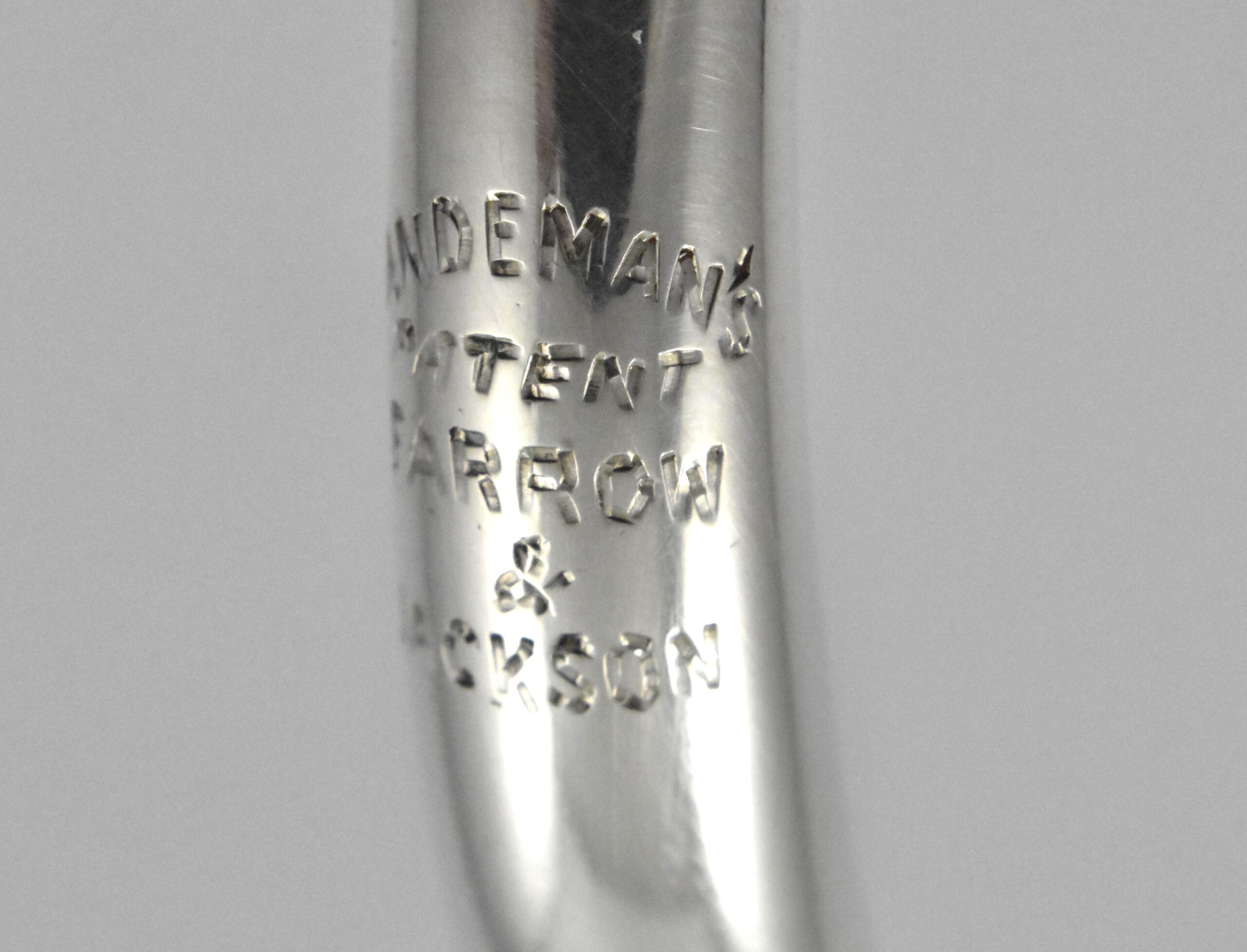Victorian silver respiratory tube in case marked for London 1877, engraved SANDERMAN’S PATENT FARROW & JACKSON’ by George Fisher. - Image 5