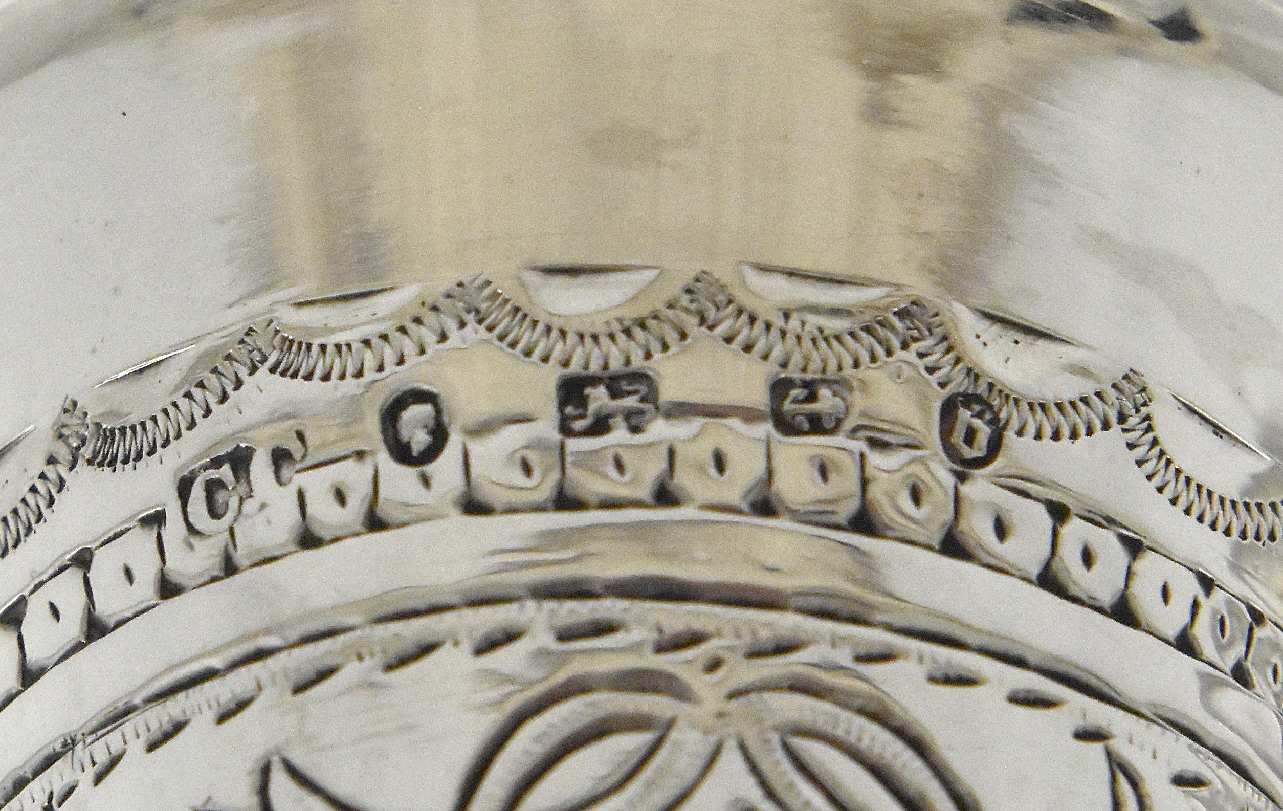 Victorian silver posy holder with finger ring and flower pin marked for London 1878. Incorporated into the handle are three sprung legs allowing it to stand. Engraved: “FROM THE GARDEN EMPLOYEES OXENFOORD CASTLE 10TH APRIL1878” by Colen Hewer Cheshire. - Image 6