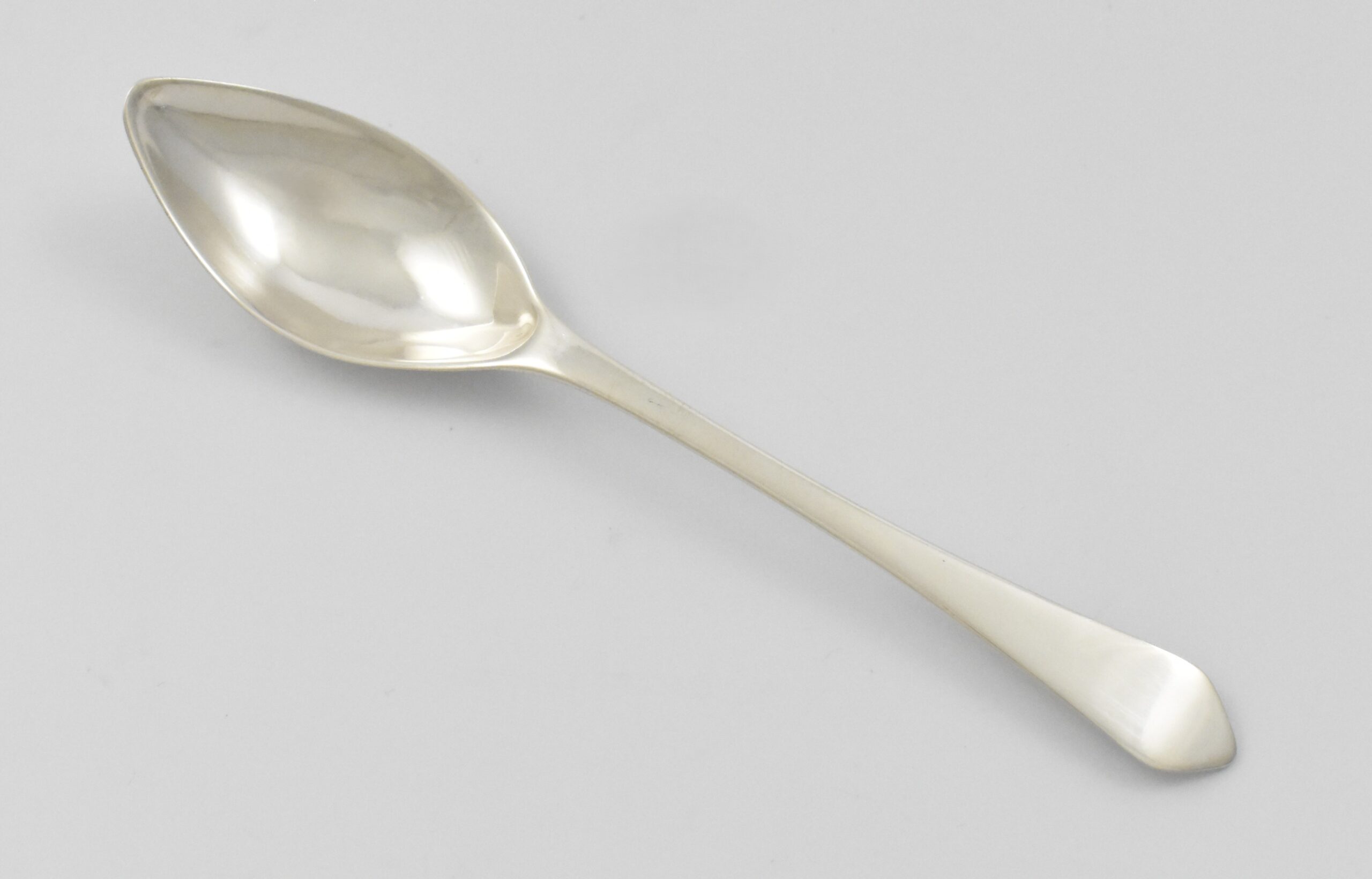 Cape silver Lemoen Lepel (Orange spoon) probably by Daniel Collinet, circa 1810- 1825 (newly recorded makers mark). - Image 2