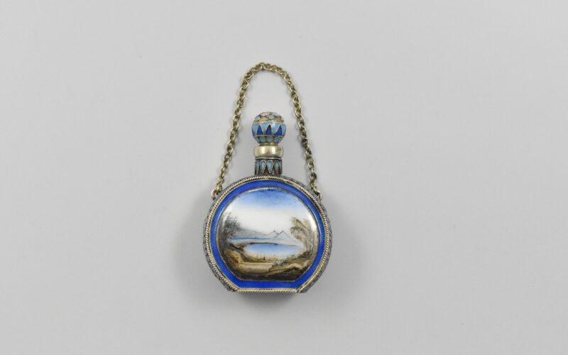 Russian ‘84’ silver and shaded enamel scent bottle by August Frederik Hollming (1854- 1915) marked for St. Petersburg (last quarter of the 19th century). Hollming became a Master in 1880 and became a Faberge workmaster from 1900 until 1915.