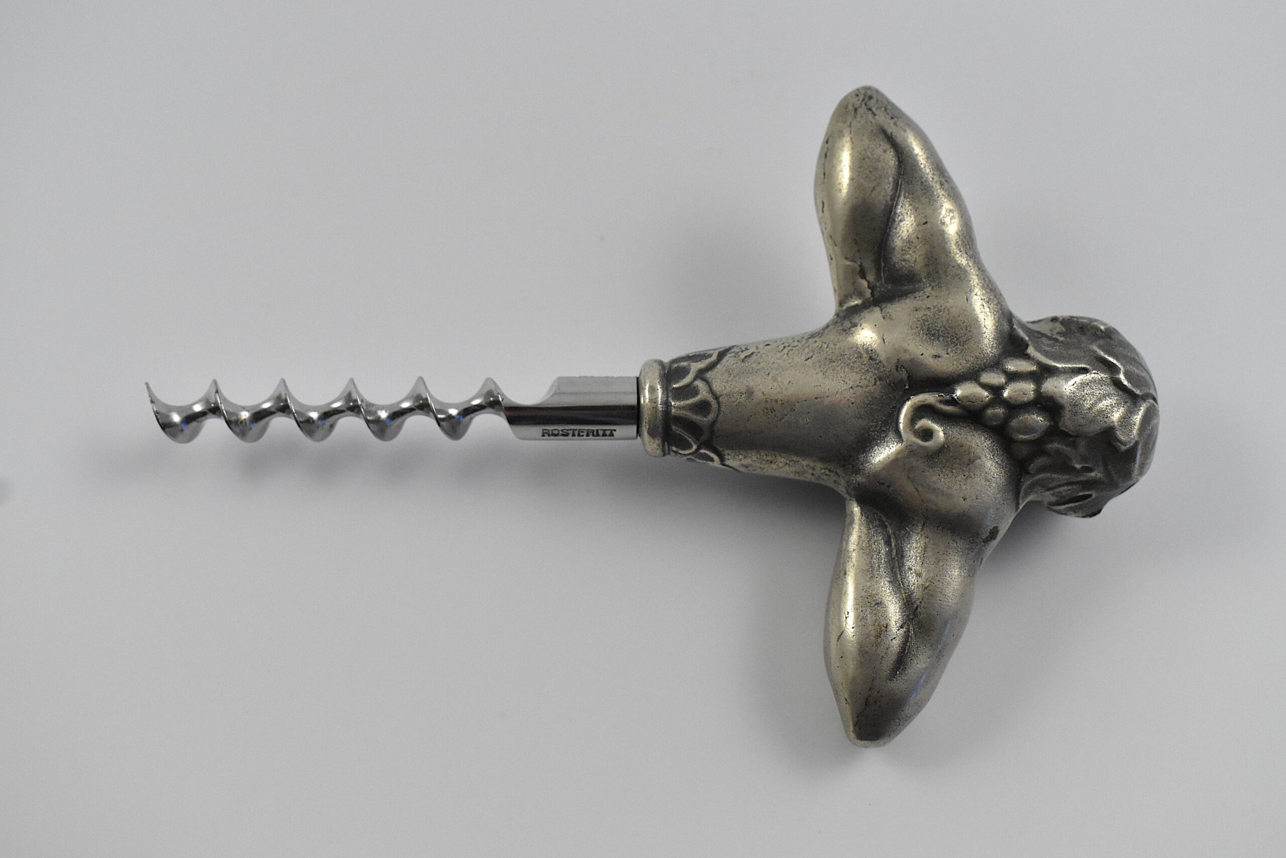 A Swedish straight pull corkscrew with a representation of Bacchus squeezing a bunch of grapes by the firm of Carl Victor Heljestrand (1816-1861). - Image 3